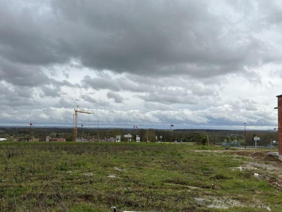 Helårsgrund i Cérans-Foulletourte, Sarthe - foto 1