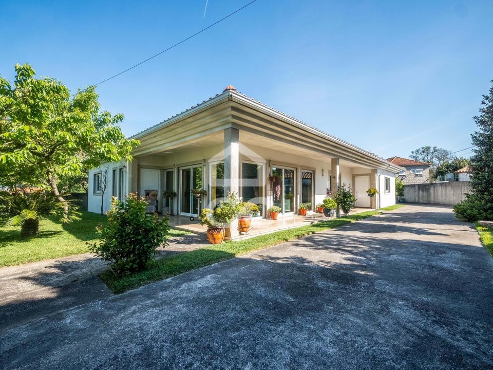 Villa i Santo Tirso, Porto - foto 1