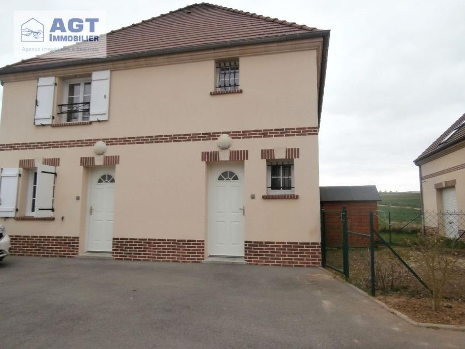 Apartment in Milly-sur-Therain, Oise - photo 1