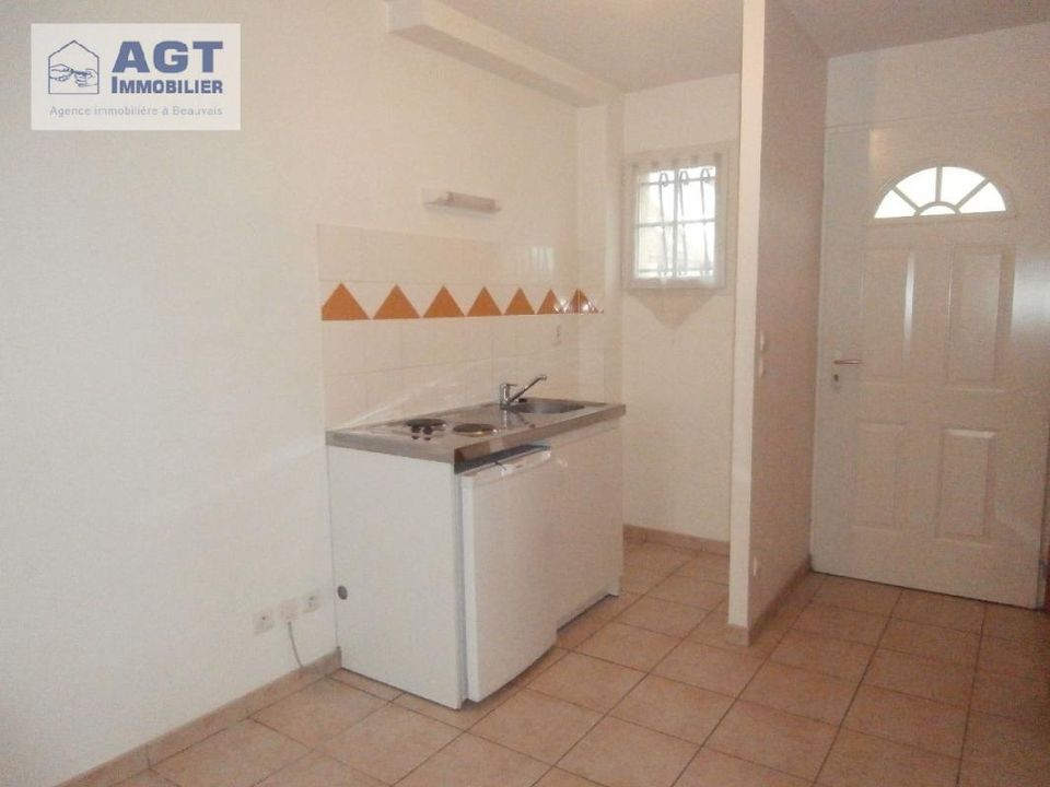 Apartment in Milly-sur-Therain, Oise - photo 5