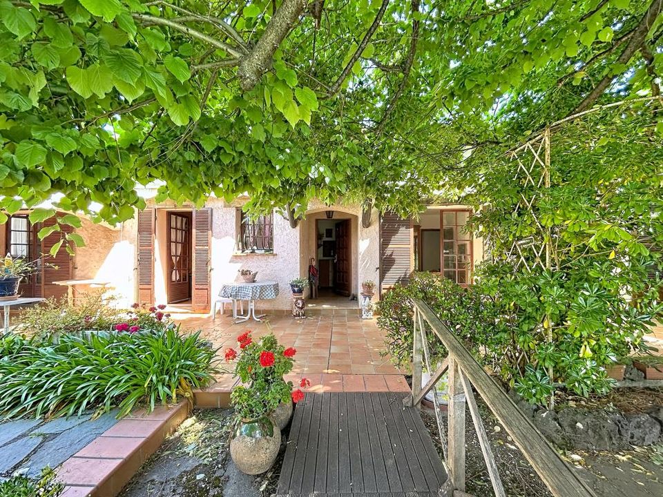 Villa i Le Cannet, Alpes-Maritimes - foto 1