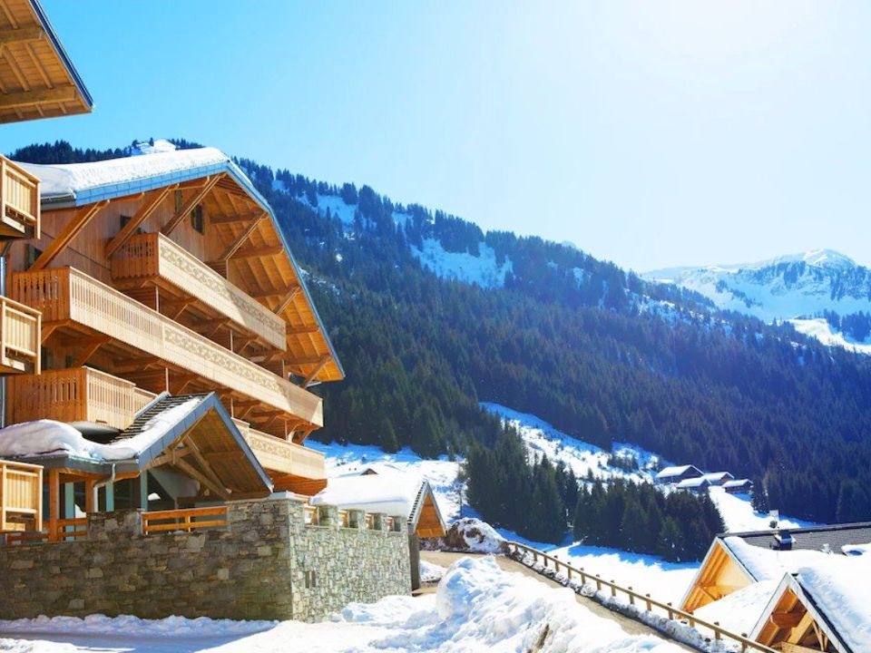 Erhvervsejendom i Chatel, Haute-Savoie - foto 1