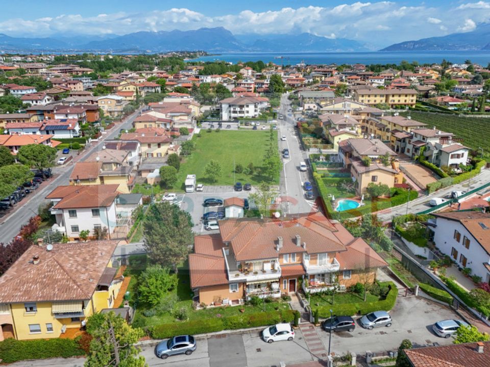 Lejlighed i Sirmione, Brescia - foto 1