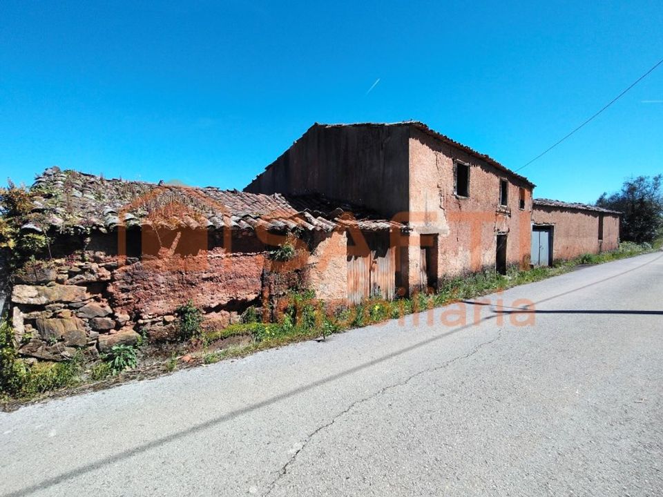 Ruinere i Alvaiazere, Leiria - foto 1