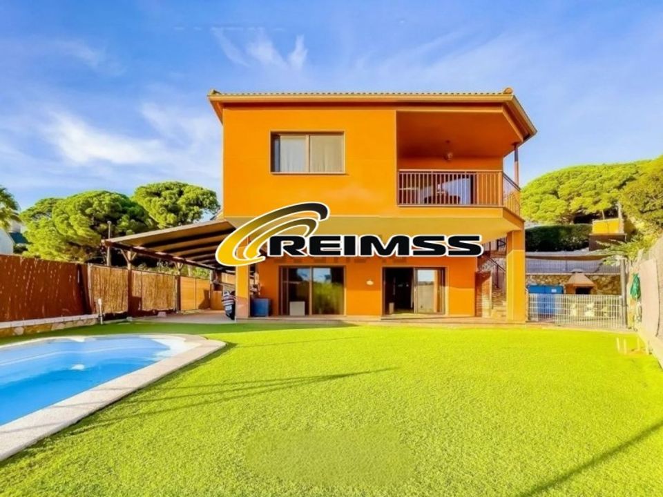 Villa i Lloret De Mar, Gerona - foto 1