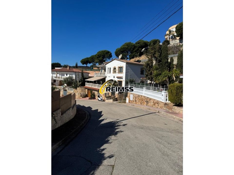 Villa i Canyelles (Ayto Lloret Mar), Gerona - foto 4