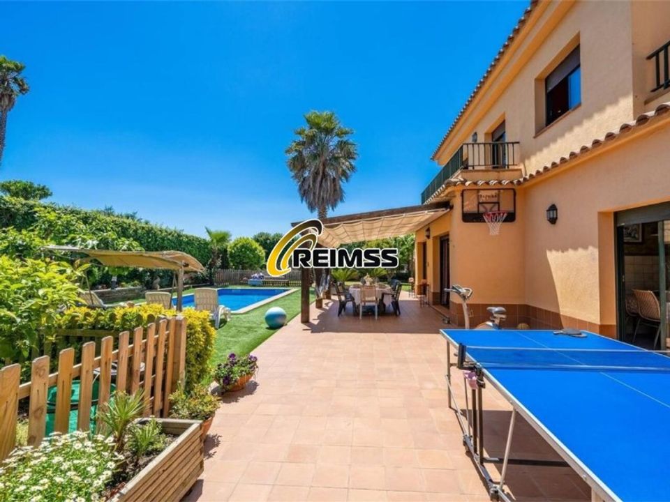 Villa i Lloret De Mar, Gerona - foto 1