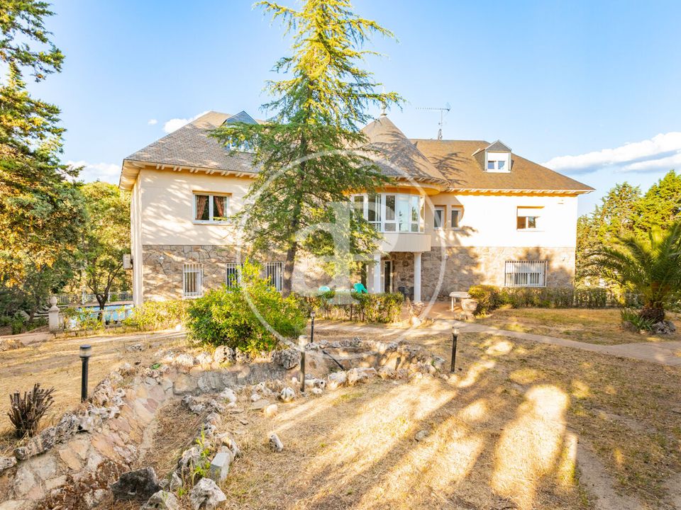 Villa i Las Rozas De Madrid, Madrid - foto 1