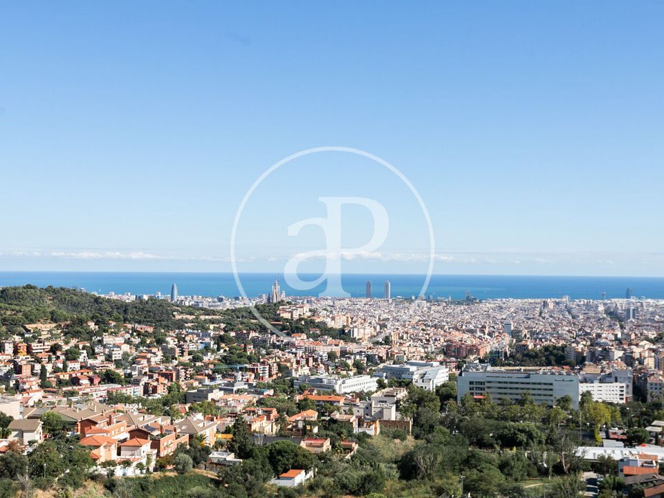 Villa en Barcelona, Barcelona - foto 2