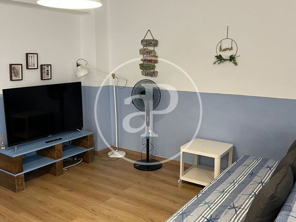 Apartment in Valencia, Valencia - photo 3