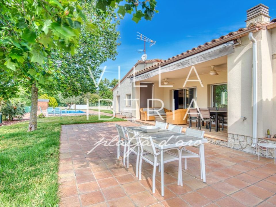 Villa i Santa Cristina D'aro, Gerona - foto 1