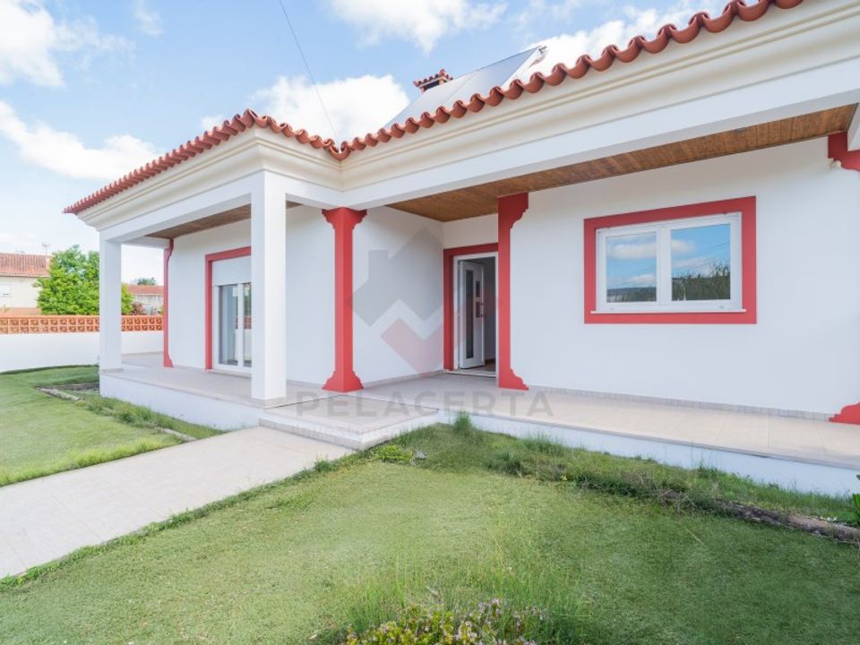Villa i Marinha Grande, Leiria - foto 1