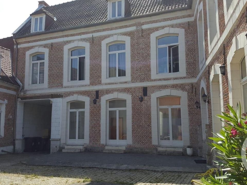 Villa a Montreuil-sur-Mer, Pas-de-Calais - foto 1