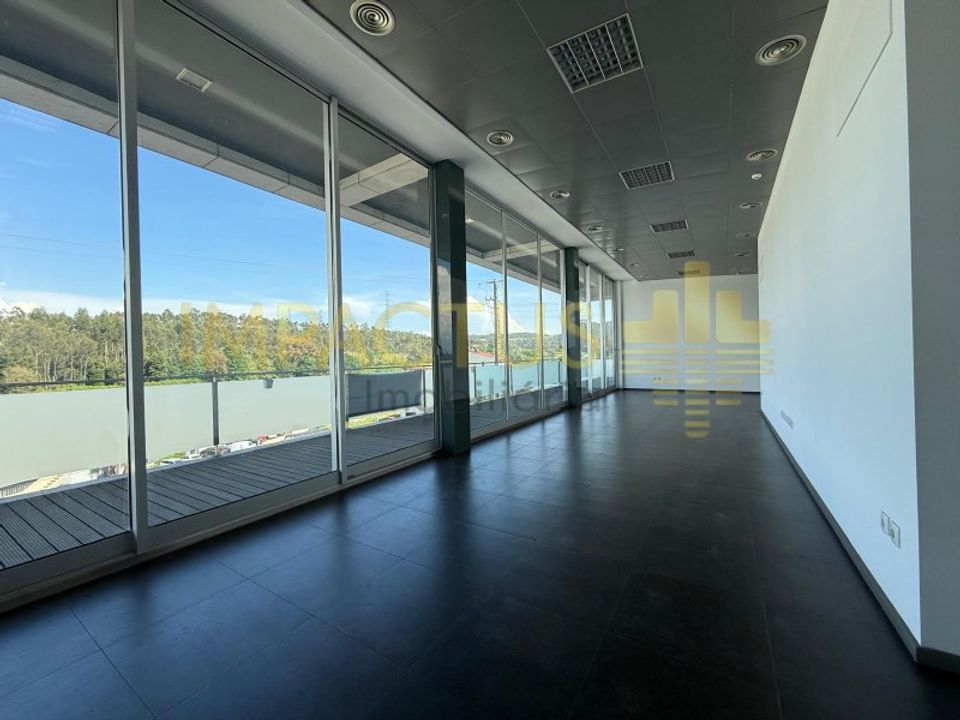 L'establiment comercial a Trofa, Porto - foto 1
