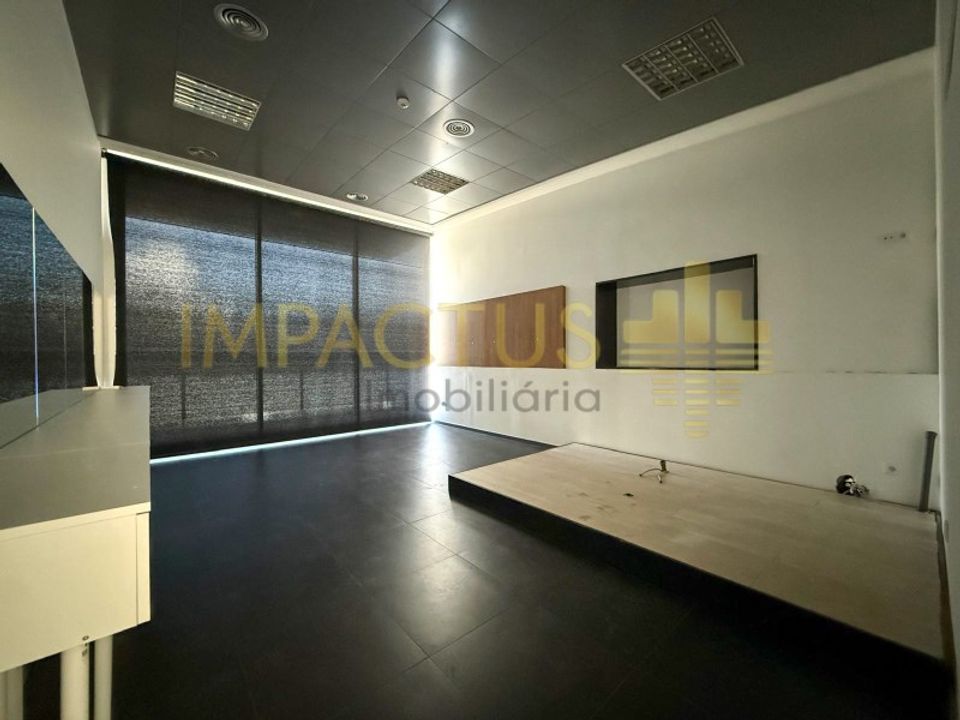 L'establiment comercial a Trofa, Porto - foto 5