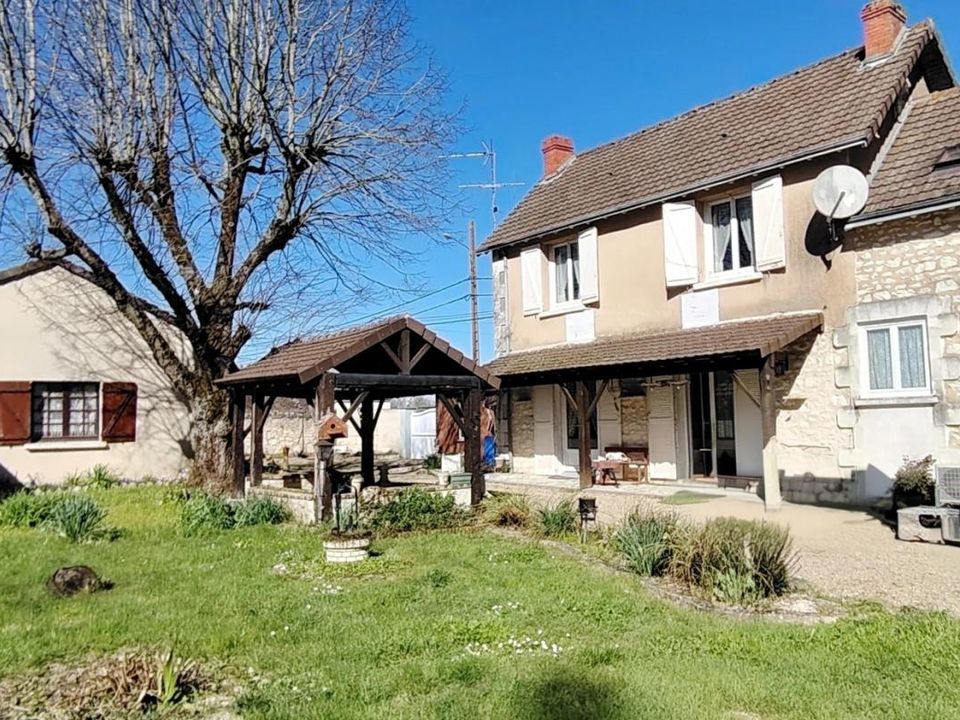 Villa in Chatellerault, Vienne - foto 1