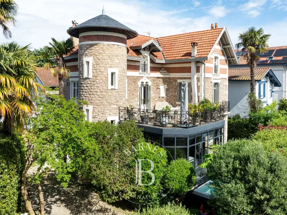 Villa i Bayonne, Pyrenees-Atlantiques - foto 1