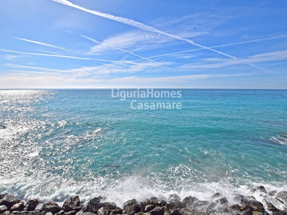 Lejlighed i Ospedaletti, Imperia - foto 2