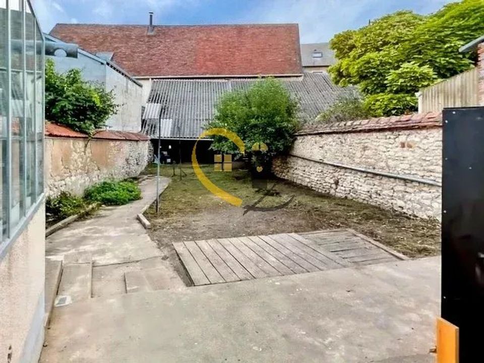Landhuis in Mehun-sur-Yevre, Cher - foto 4