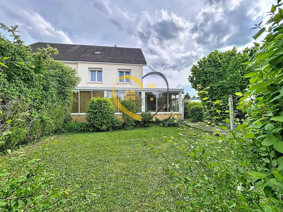 Villa i Saint-Doulchard, Cher - foto 1
