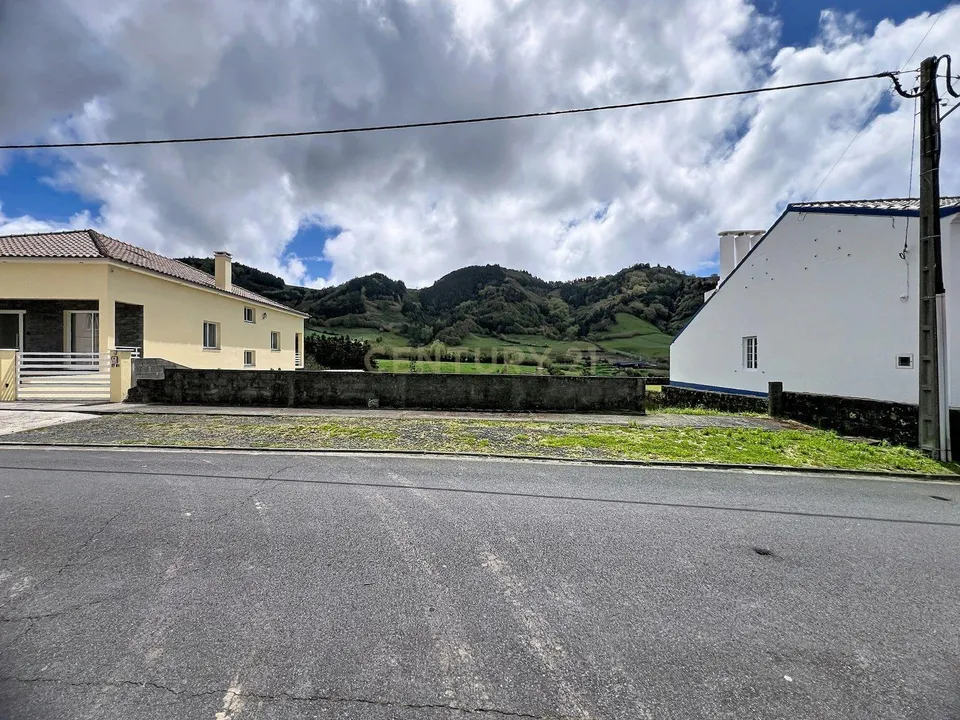 Helårsgrund i Nossa senhora dos remedios, Sao Miguel - foto 1