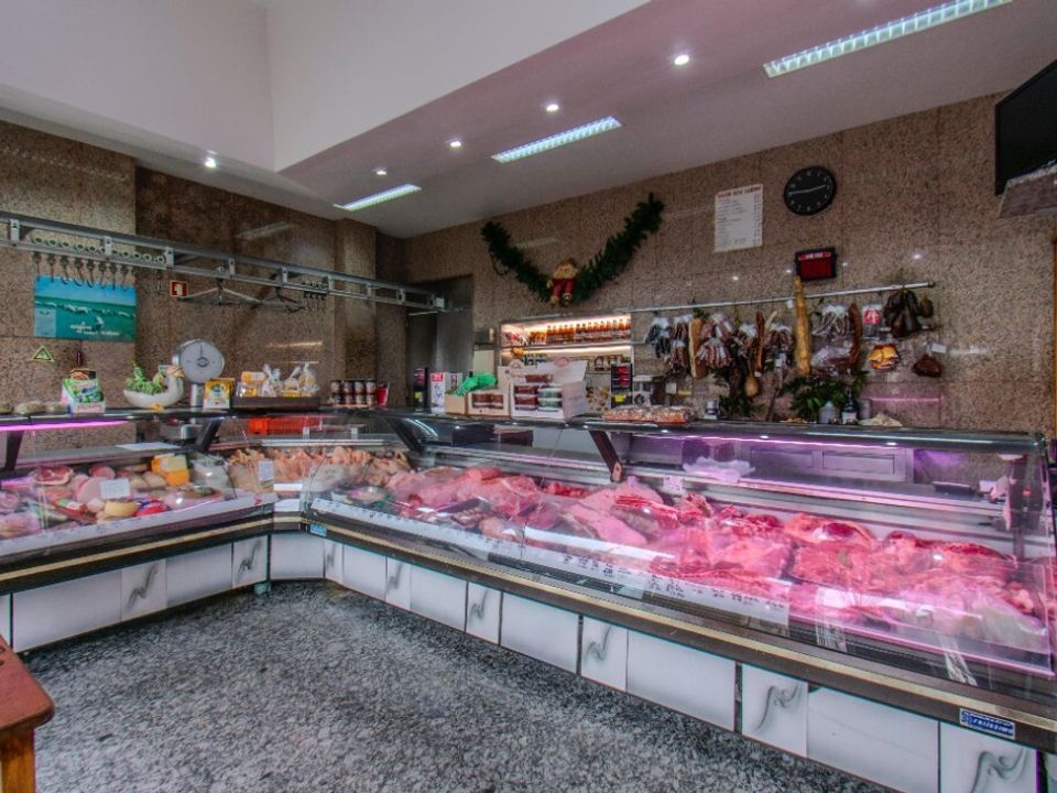 L'establiment comercial a Gondomar, Porto - foto 2