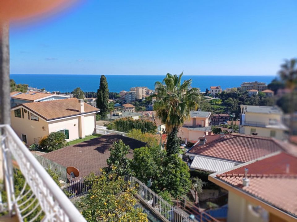 Lejlighed i Sanremo, Imperia - foto 1