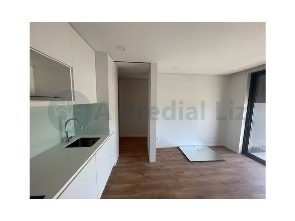 Apartment in Paranhos, Porto - photo 2