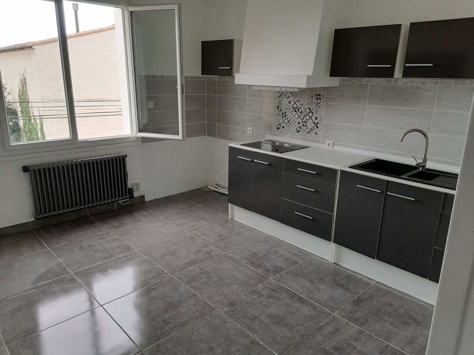 Apartment in Claira, Pyrenees-Orientales - photo 3