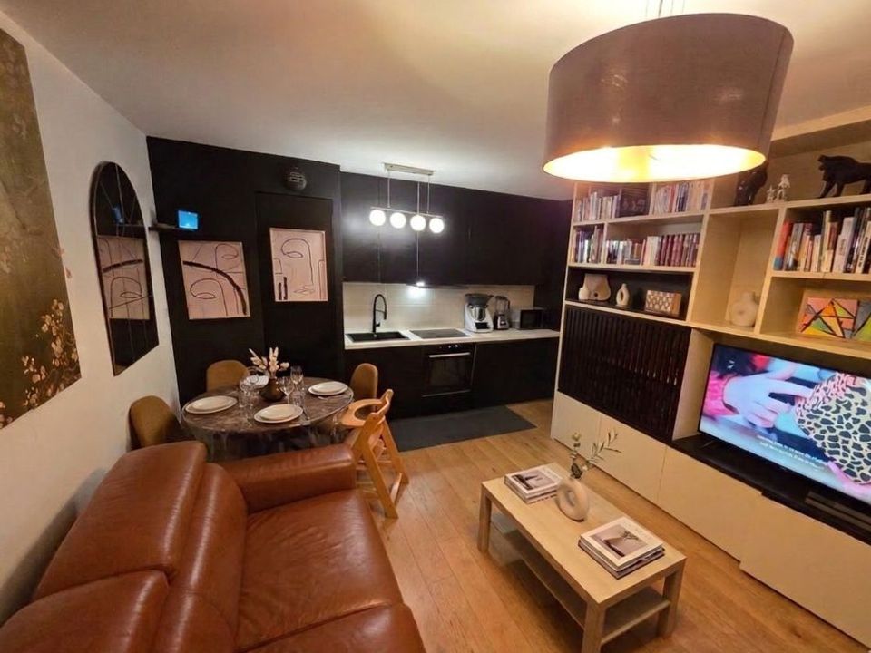 Lejlighed i Suresnes, Hauts-de-Seine - foto 2