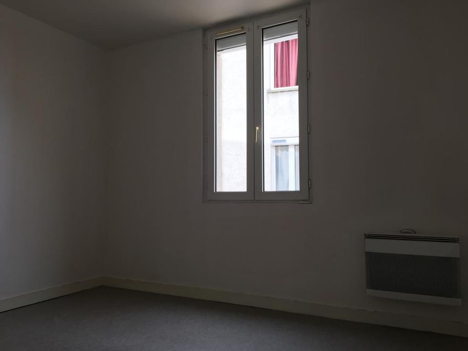 Apartment in Limoges, Haute-Vienne - photo 1