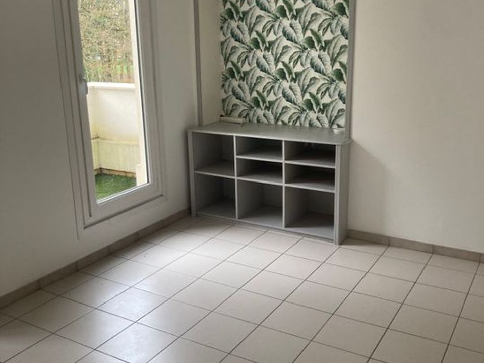 Apartment in Émerainville, Seine-et-Marne - photo 2