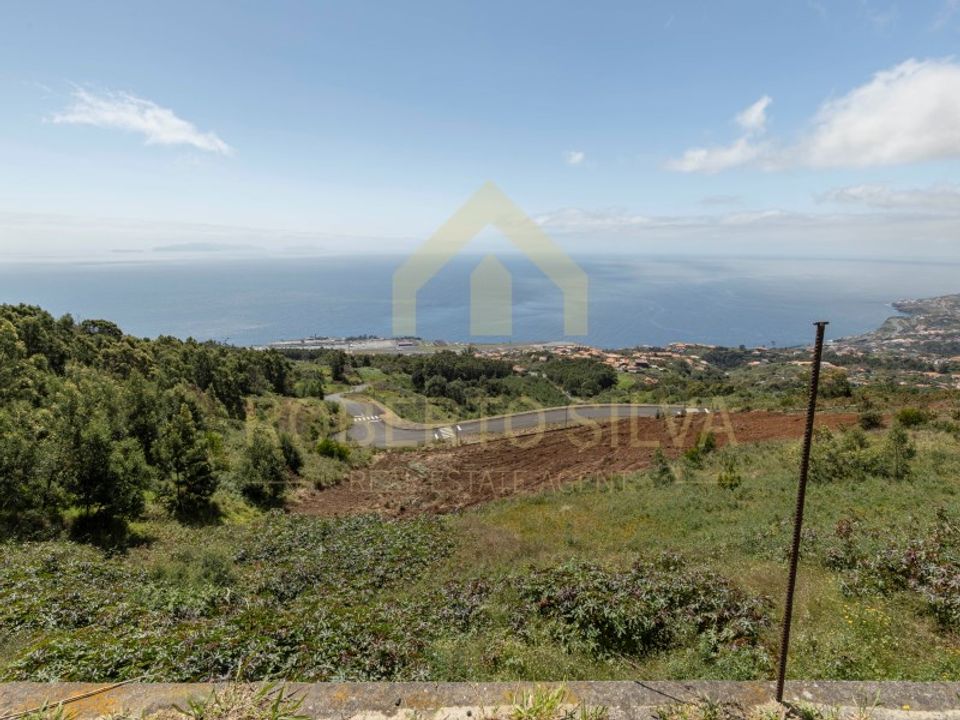 Helårsgrund i Santa Cruz, Madeira - foto 1