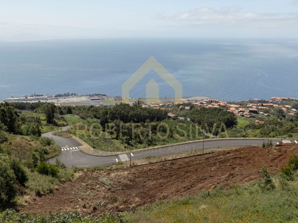 Helårsgrund i Santa Cruz, Madeira - foto 2