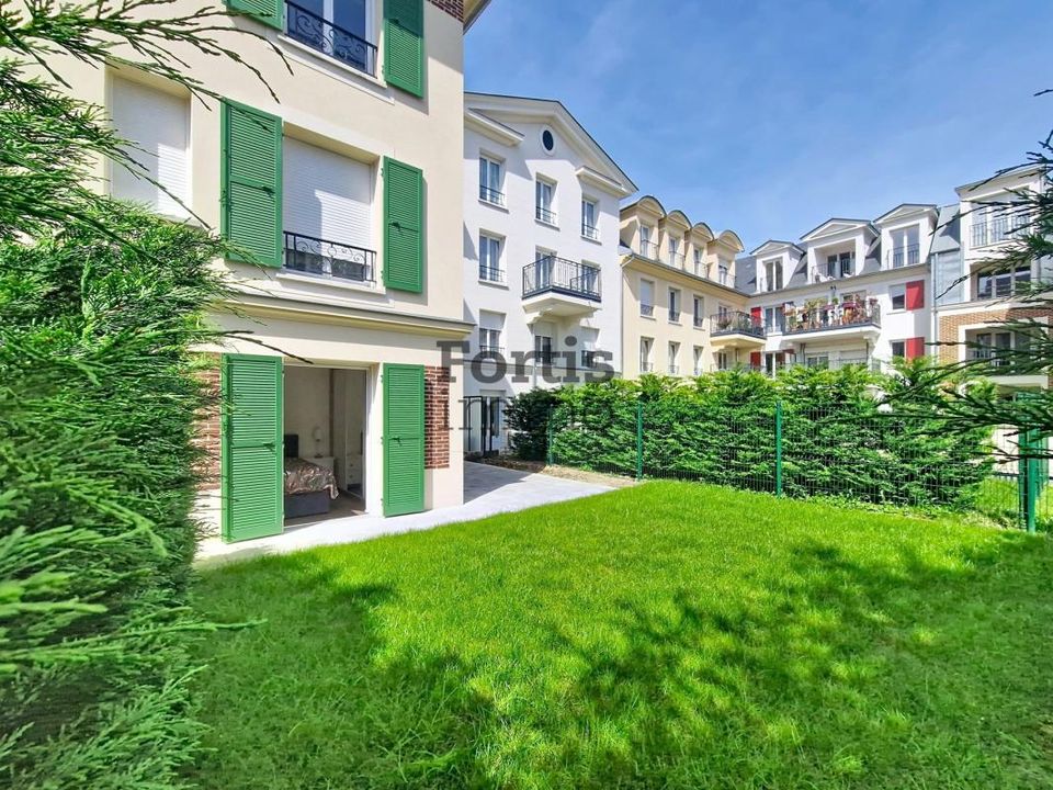 Lejlighed i Le Plessis-Robinson, Hauts-de-Seine - foto 2