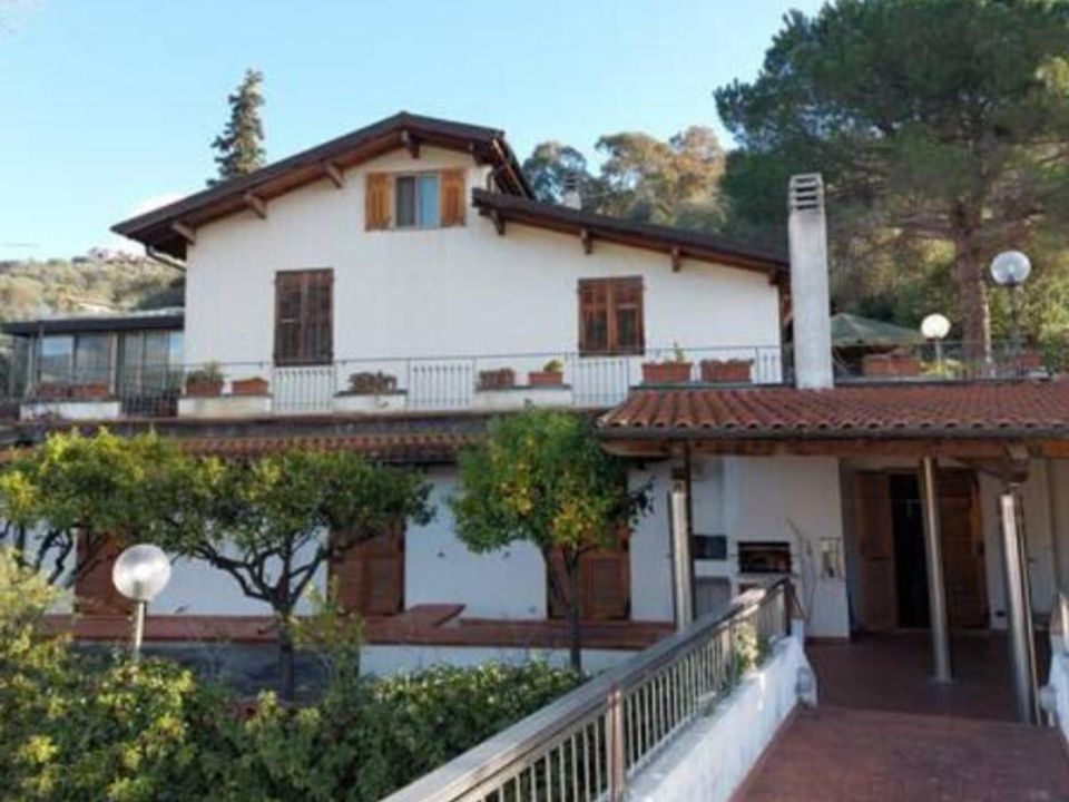 Villa in Diano San Pietro, Imperia - photo 1