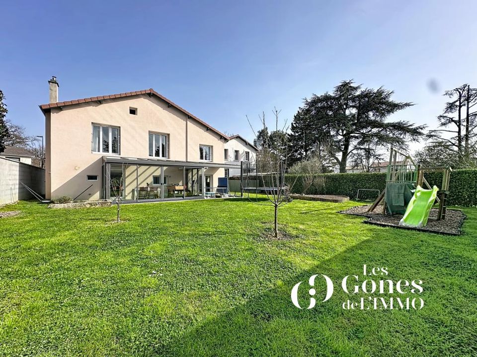 Villa i Tassin-la-Demi-Lune, Rhone - foto 1