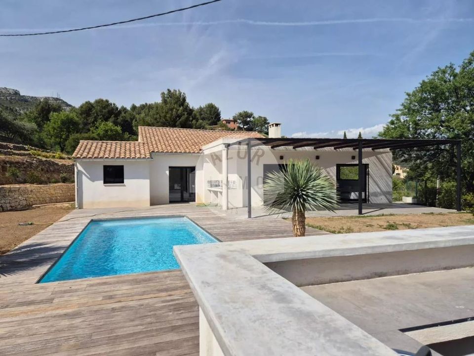Villa i Roquevaire, Bouches-du-Rhone - foto 1