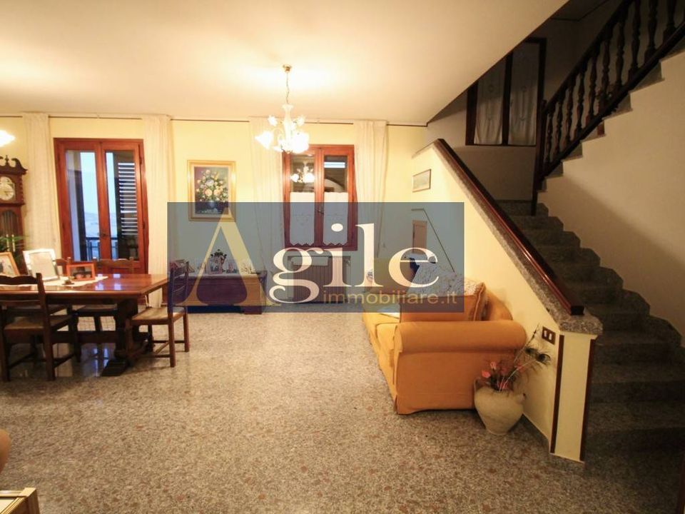 Villa en Montalto delle Marche, Ascoli Piceno - foto 2