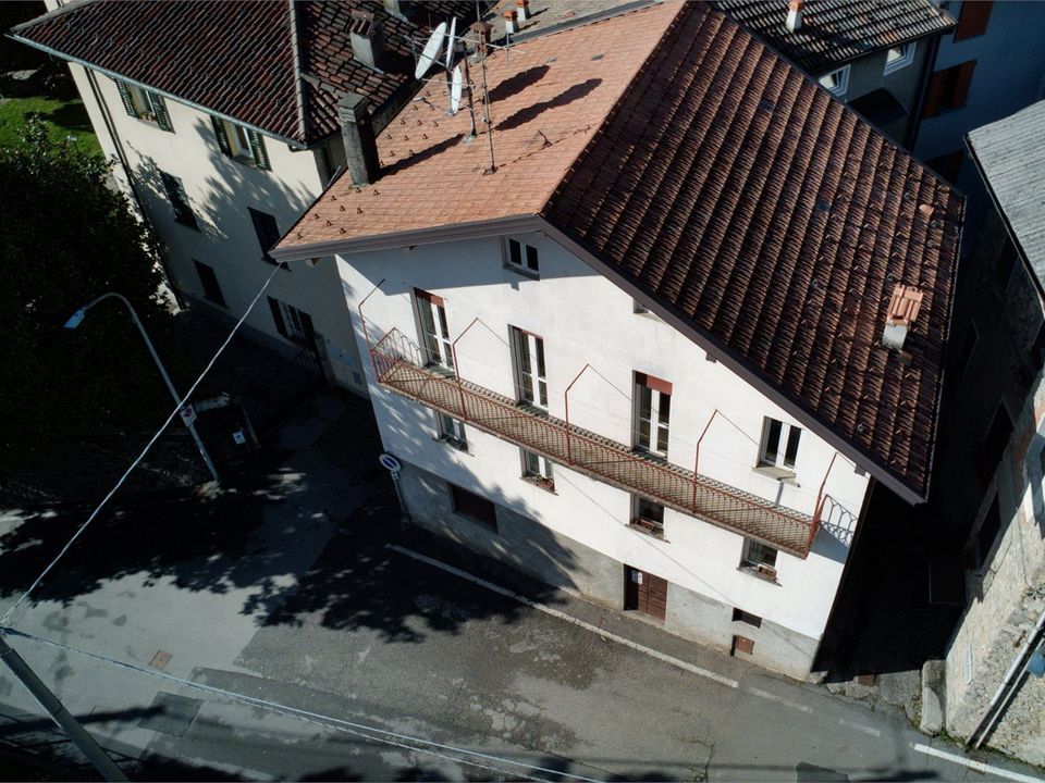 Villa i Mandello del Lario, Lecco - foto 1
