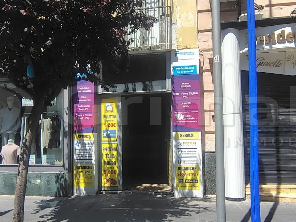 Erhvervsejendom i Giugliano in Campania, Naples - foto 4