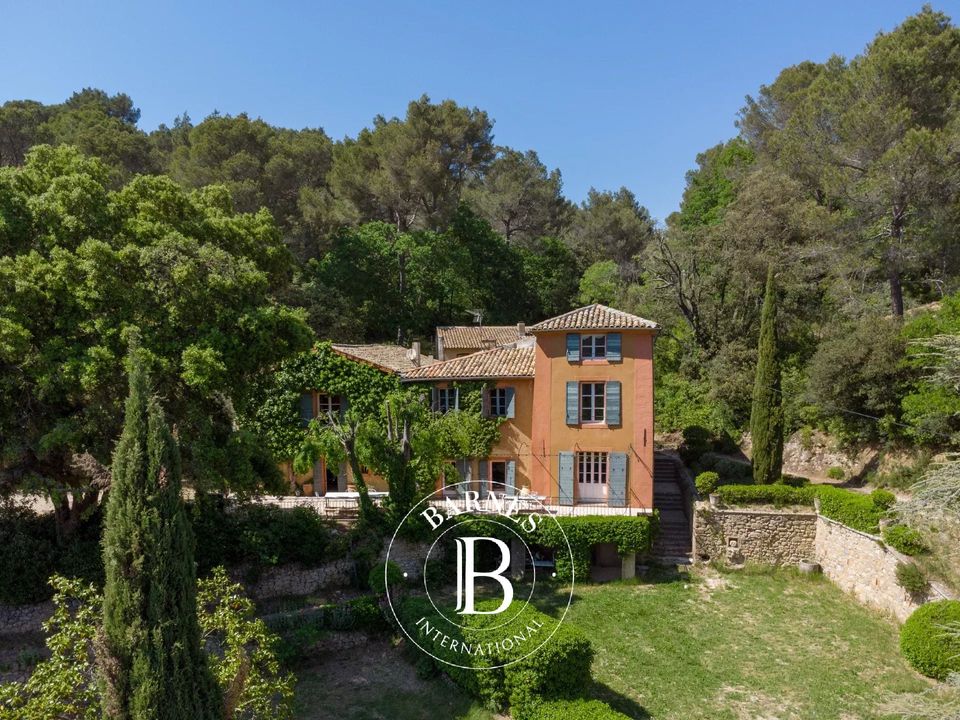 Villa i Aix-en-Provence, Bouches-du-Rhone - foto 1