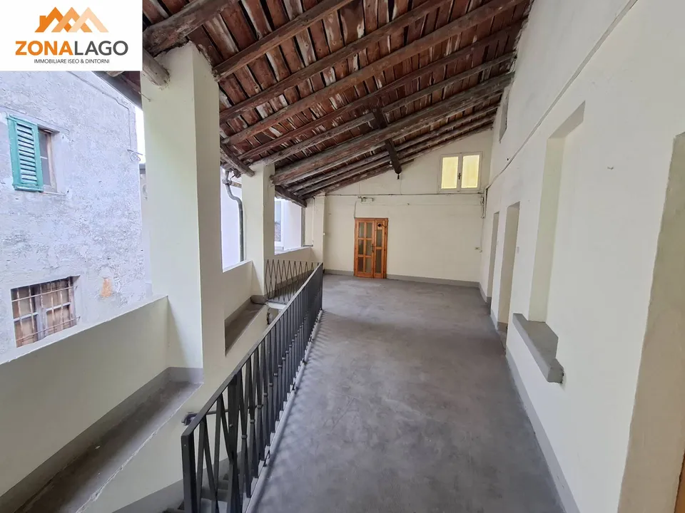 Herregård i Marone, Brescia - bilde 1