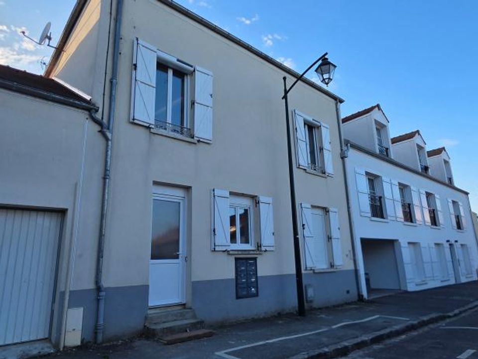 Lejlighed i Grisy-Suisnes, Seine-et-Marne - foto 1