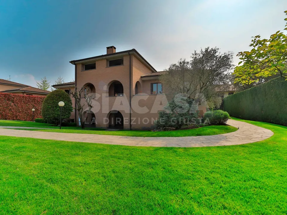 Willa: Bernareggio, Monza and Brianza – zdjęcie 2
