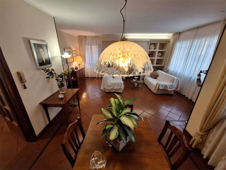 Villa i Montecatini Terme, Pistoia - foto 1