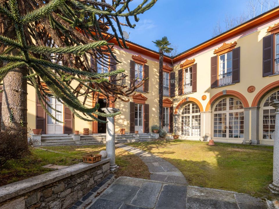 Villa i Vacciago, Novara - bilde 1