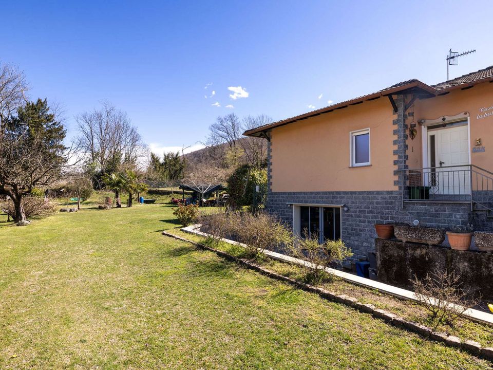 Villa em Luino, Varese - foto 3