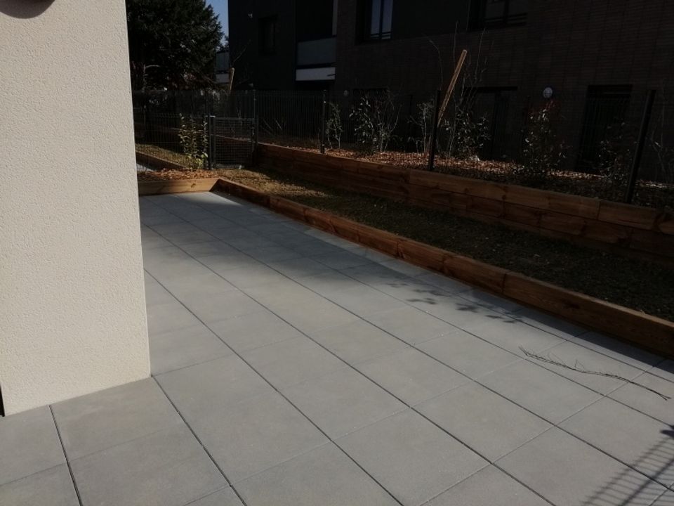 Apartment in Villefranche-sur-Saône, Rhone - photo 2