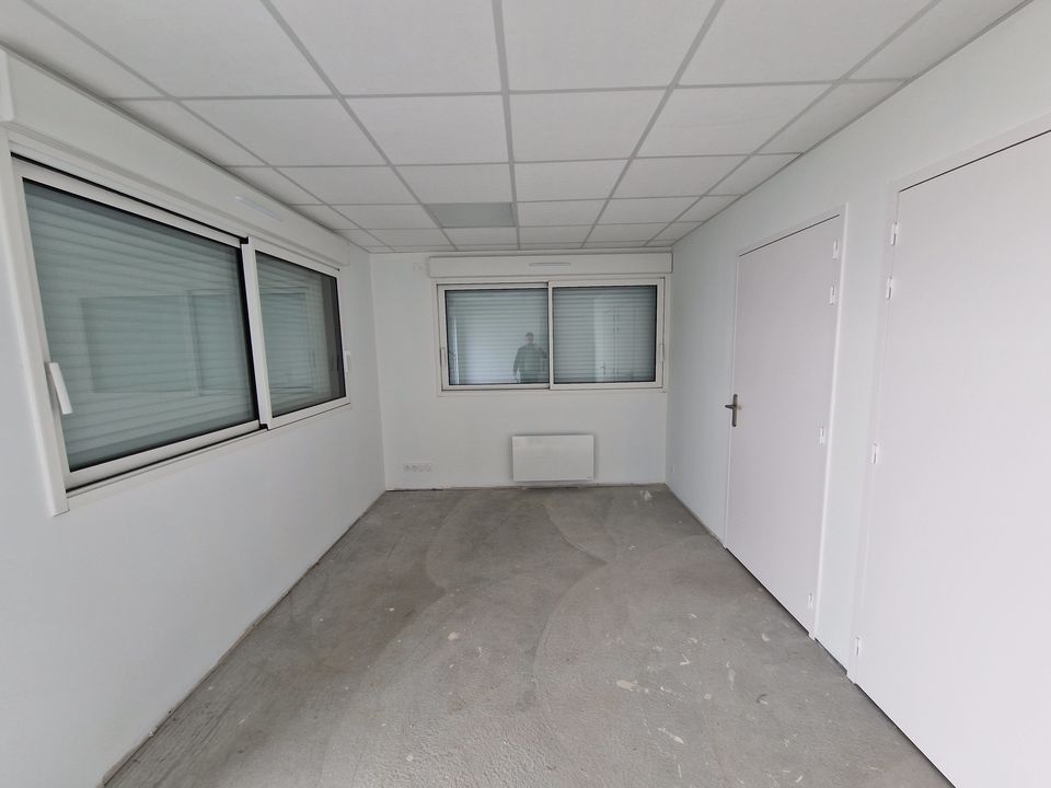 Commercial property in La Pommeraye, Maine-et-Loire - photo 3